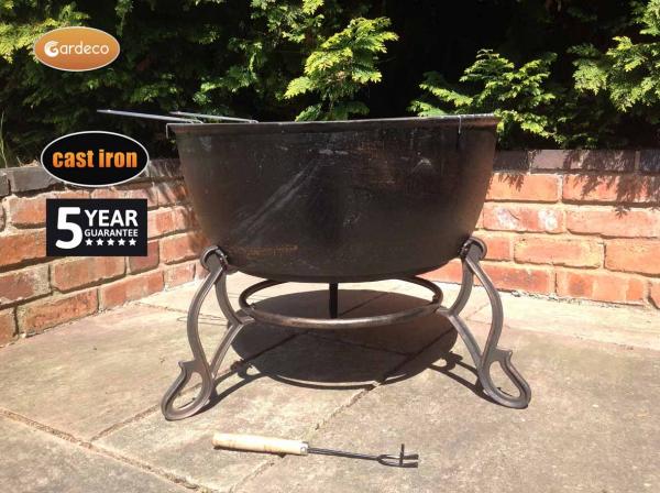 -
MERIDIR extra-large cast iron fire bowl 60.5cm dia